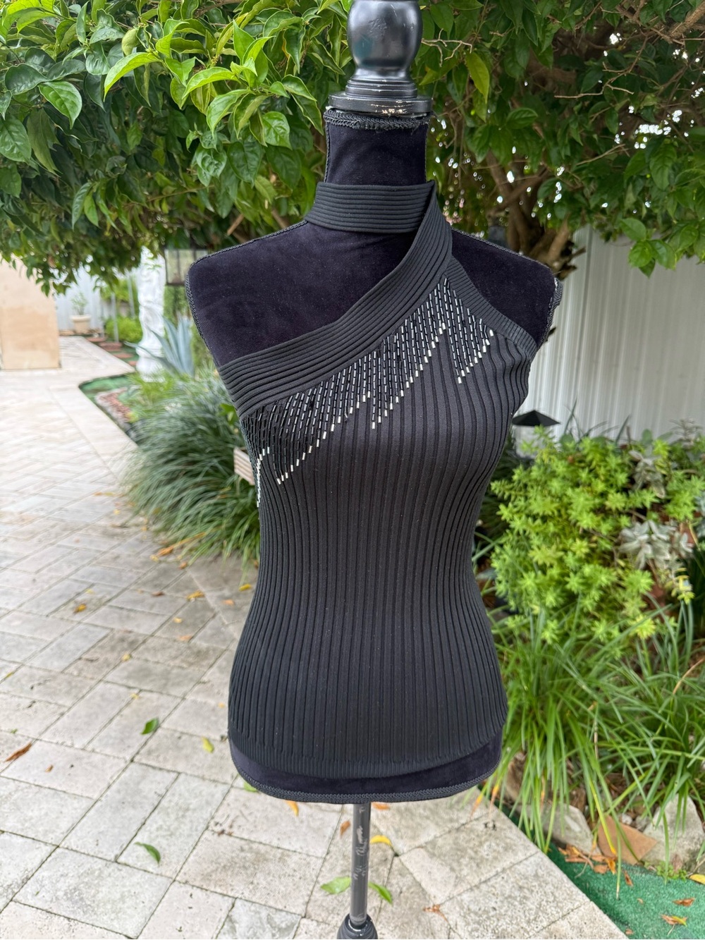 Vintage Caché Y2K Asymmetric Rhinestone Ribbed Halter Top Black